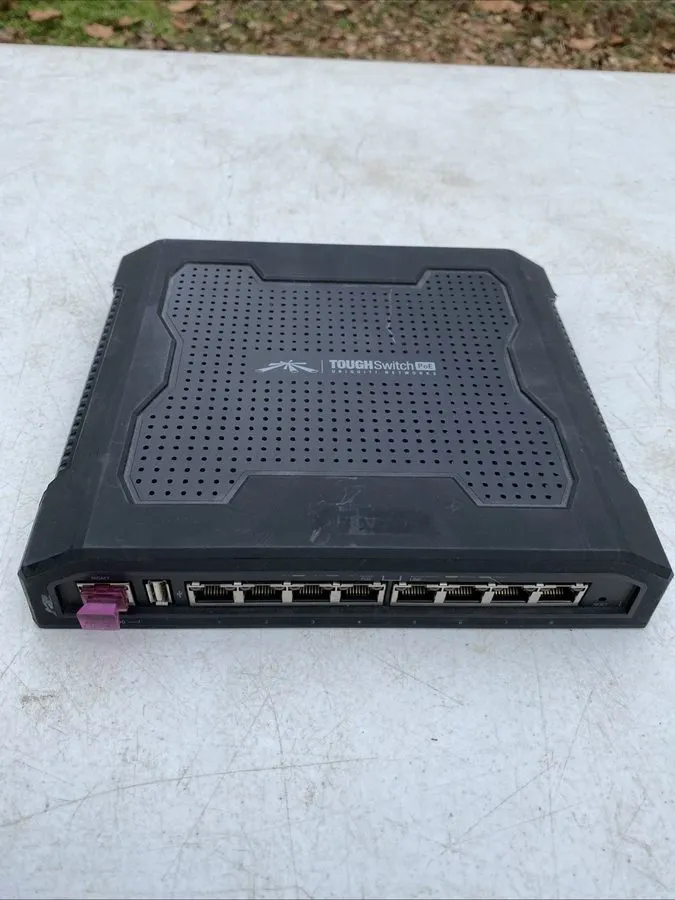 Коммутатор Ubiquiti TS-8-PRO ToughSwitch Pro 8-Port Gigabit PoE Switch 150W Mana