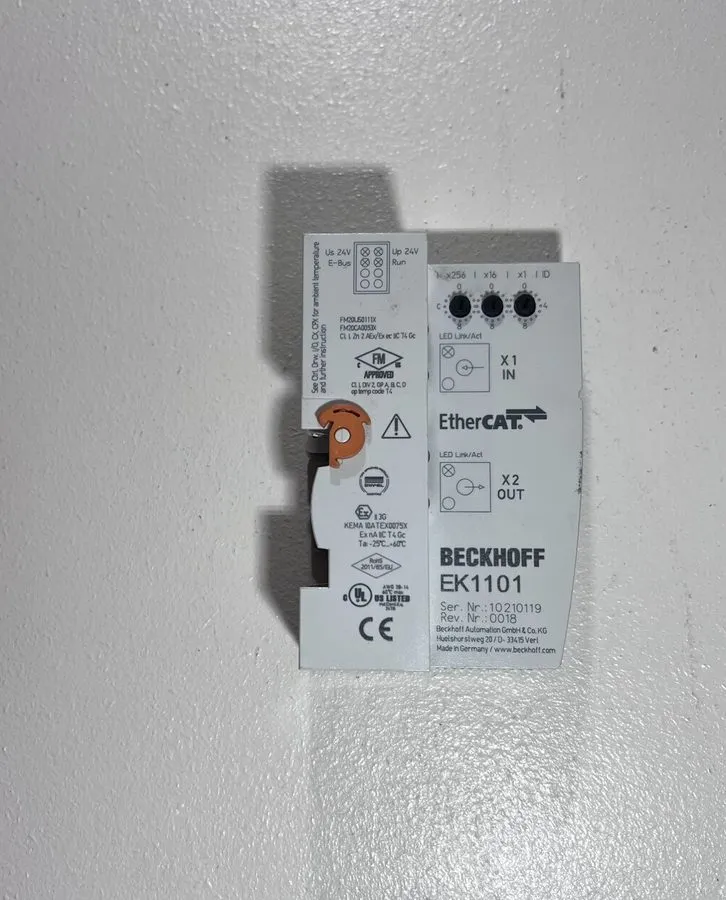 Шлюз полевой шины Beckhoff EK1101 EtherCAT Coupler — фото лота 1