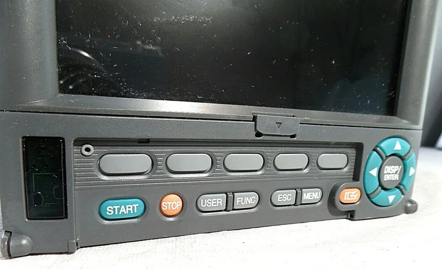 Регистратор DX1006-3-4-2 Yokogawa Chart Recorder, 6 Input
