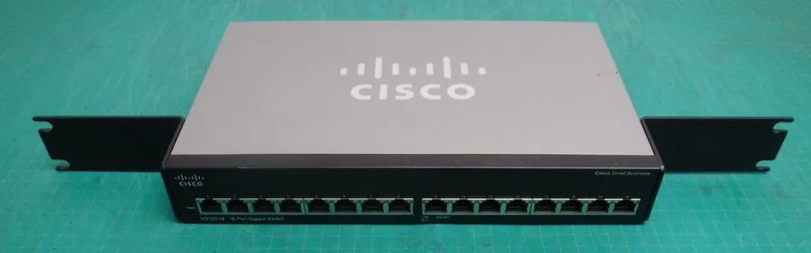 Коммутатор Cisco SG100-16 16 Port Unmanaged Gigabit Ethernet Switch Business Rac