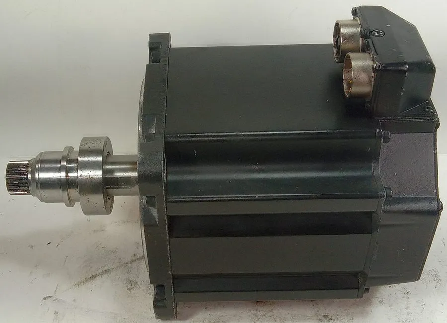Серводвигатель Allen Bradley MPL-B520K-MJ22AA Kinetix Inverter Duty Servo Motor 