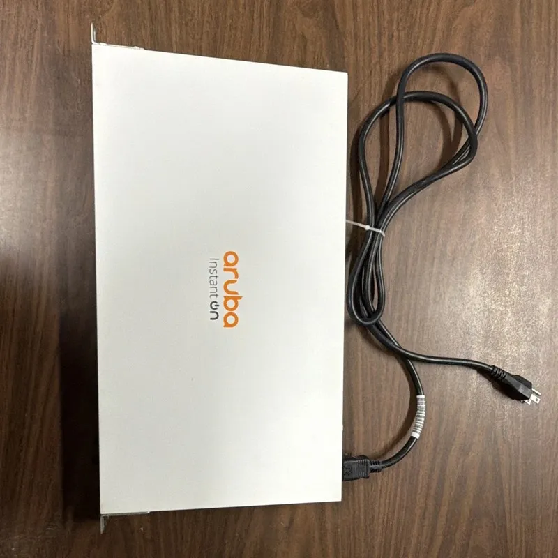 Коммутатор Aruba Instant On JL813A 24-Port Gigabit Layer 2 Managed Rack Switch S