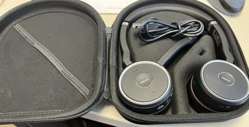 VoIP-шлюз Jabra Evolve 75 HSC040W Wireless Bluetooth Headset ANC W/ Case /Dongle