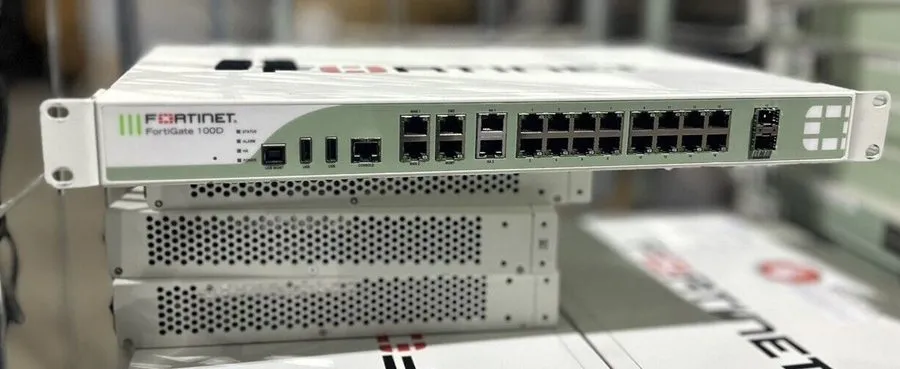 Межсетевой экран Fortinet FortiGate 100D 16 Port Security Appliance FG-100D