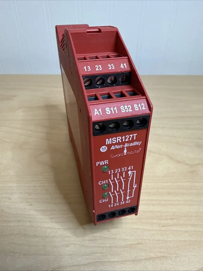 Реле безопасности 440R-N23126 Allen Bradley MSR127T Safety Relay