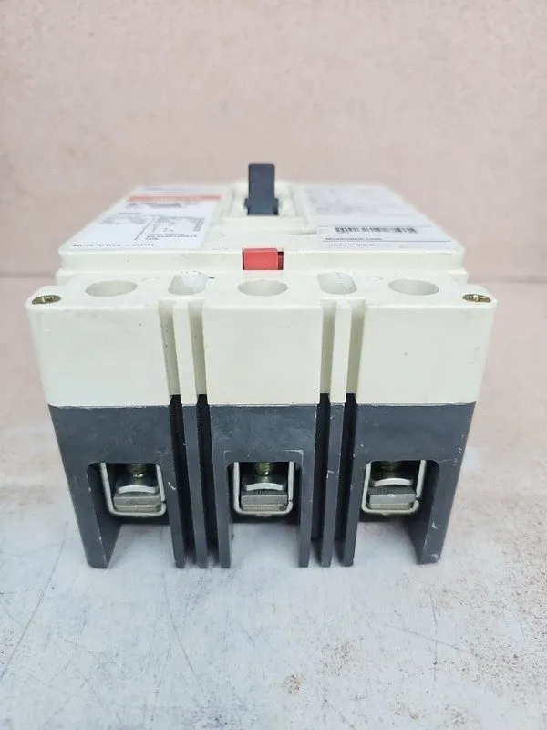 Автоматический выключатель 1 Eaton EHD3030L 30A Circuit Breaker EHD 14K 3P 480V