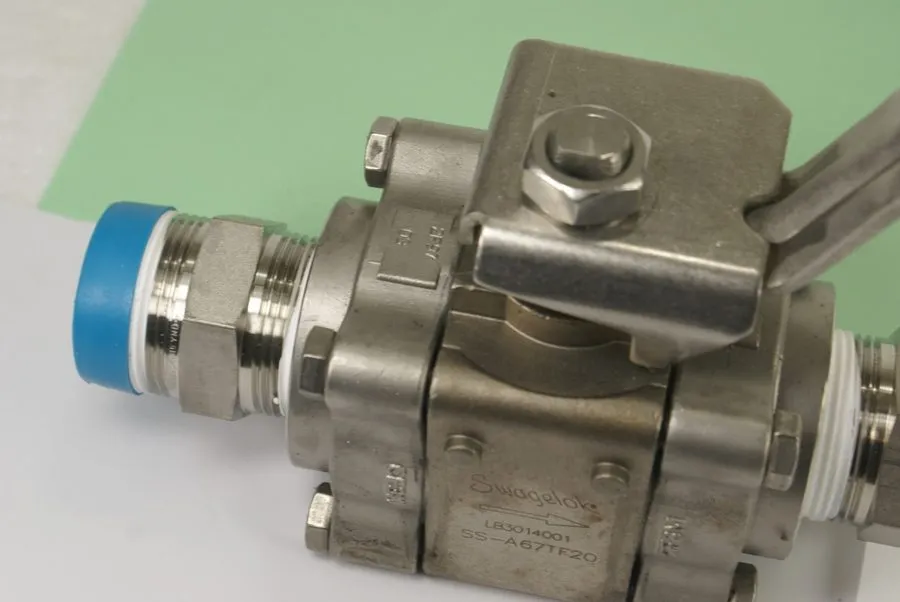 Клапан Swagelok SS-67TF20 Stainless Steel 3-Piece 60 Series Ball Valve FNSP