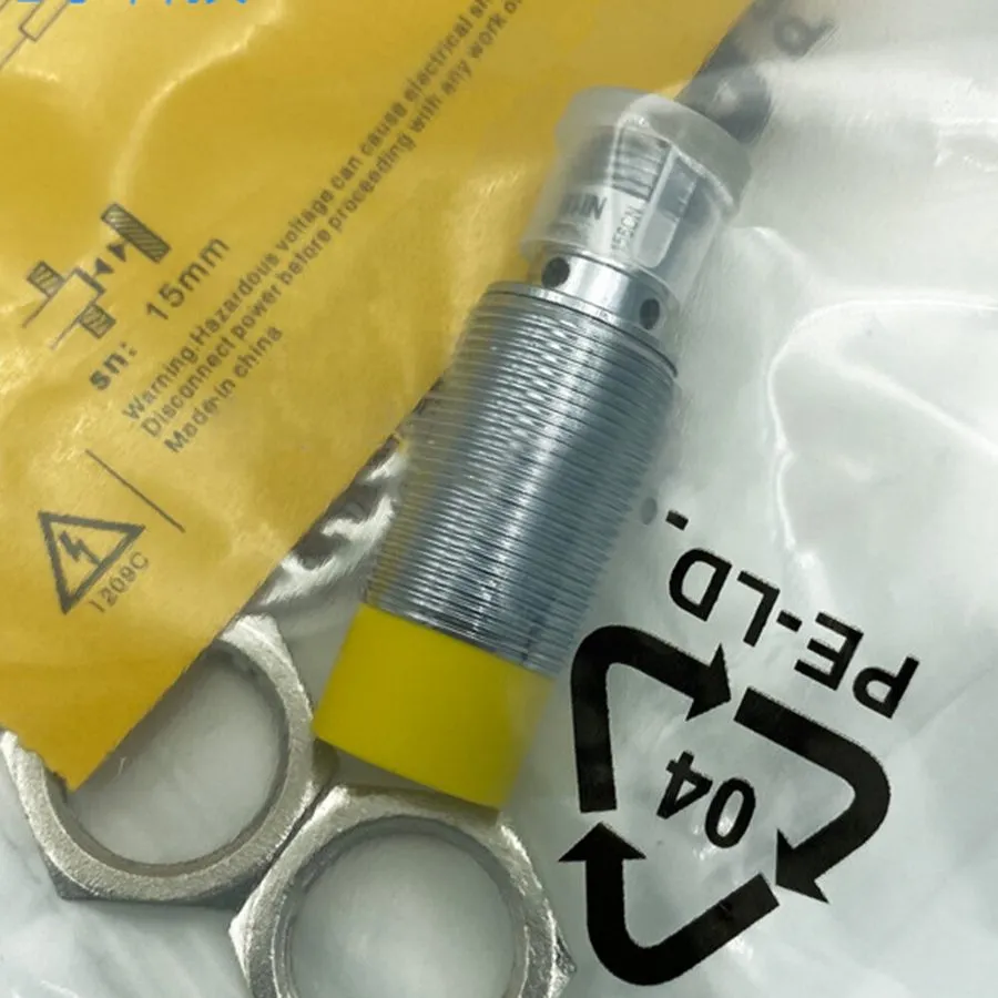 Датчик приближения TURCK NI15U-M18-AP6X-H1141 Inductive Proximity Sensor PNP 10-