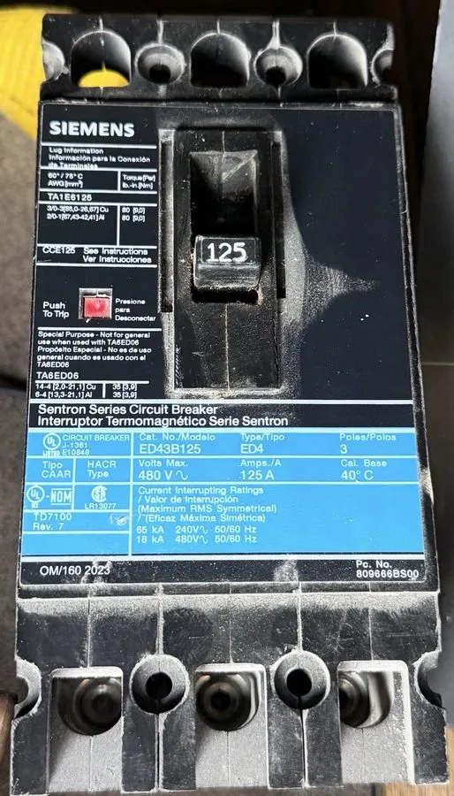 Автоматический выключатель Siemens Sentron Series 3 pole circuit breaker 125A 48