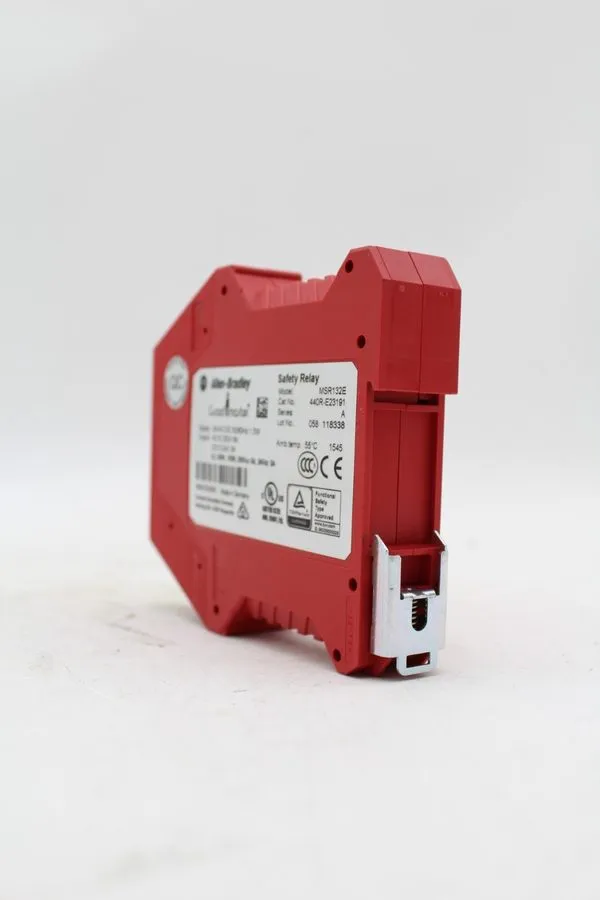 Реле безопасности Allen Bradley 440R-E23191 MSR132E Guardmaster Safety Relay 24V