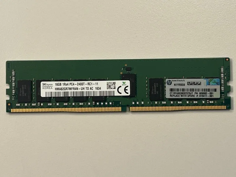 Модуль памяти HMA82GR7MFR4N-UH Hynix 16GB PC4-19200T DDR4-2400MHz RDIMM — фото лота 1