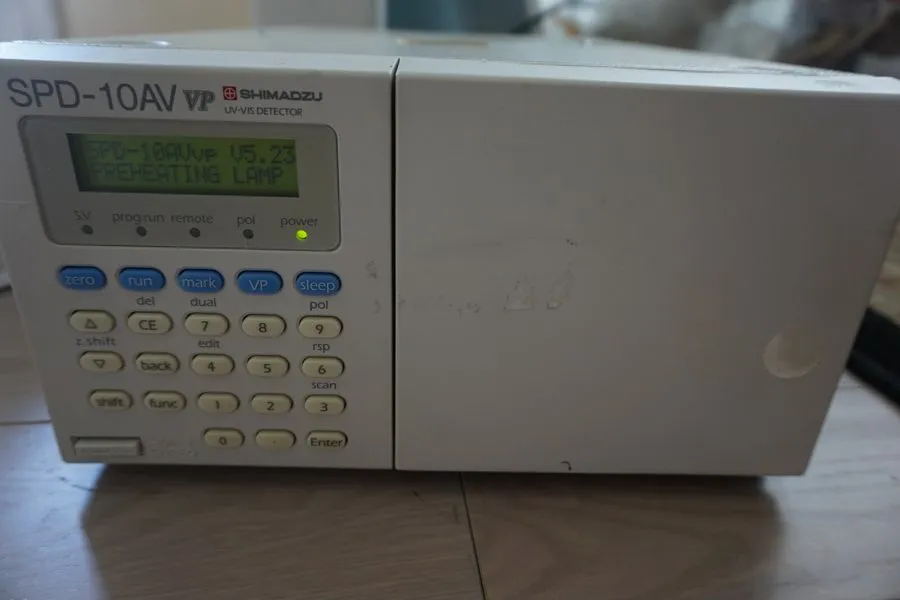 Хроматограф Shimadzu SPD-10AV VP HPLC System UV VIS Detector Agilent Waters HP