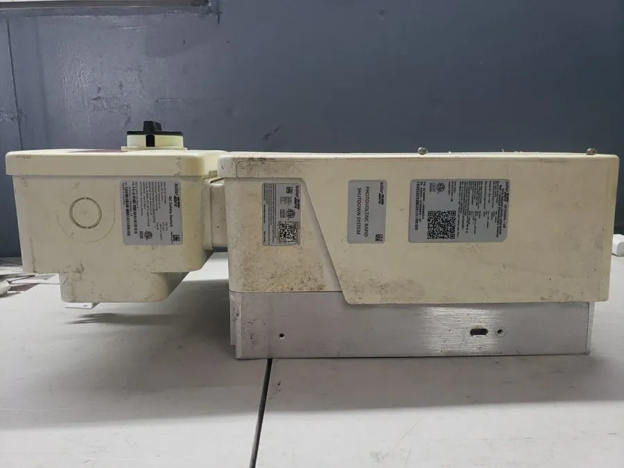 Инвертор Solaredge SE10000HUS000BNU4 Single Phase Inverter — фото лота 2