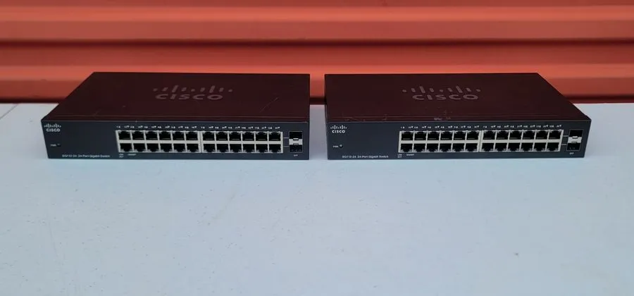 Коммутатор Cisco Compact 24-Port Gigabit Unmanaged Network Switch SG112-24