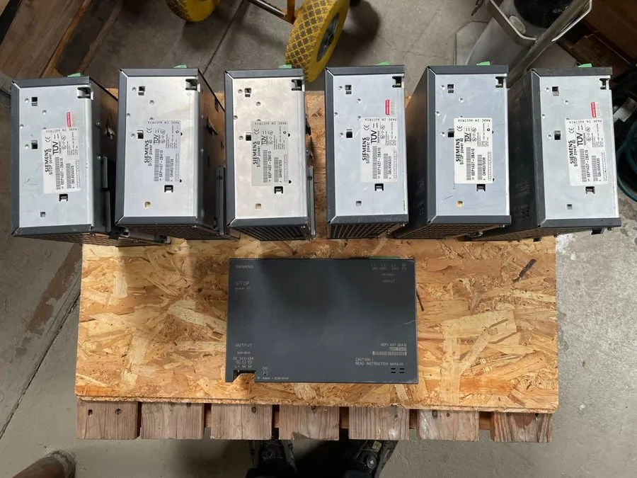 Блок питания Siemens Sitop Power 40 6EP1 437-2BA10 Power Supply 24V DC 40A