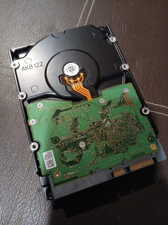 Жёсткий диск Western Digital 3.5" WD Gold 4TB SATA III 6Gbps HDD WD4002FYYZ-01B7 — фото лота 1