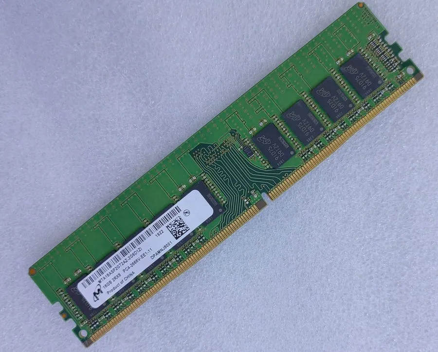 Модуль памяти Micron 16GB DDR4 2666 ECC UDIMM RAM 2Rx8 PC4-21300 MTA18ASF2G72AZ- — фото лота 1