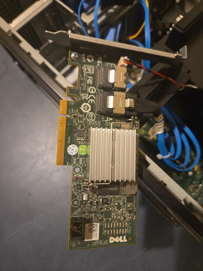 Сервер Dell PowerEdge T110 Tower Server Intel Xeon X3450 2.5 GHz 2 GB Ram No HDD — фото лота 2