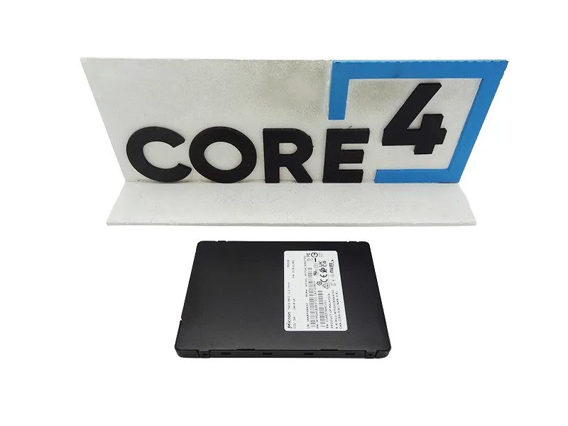 SSD-накопитель MTFDKCB960TDZ Micron 7400 Pro 960GB PCIe Gen4 NVMe U.3 2.5in Ente