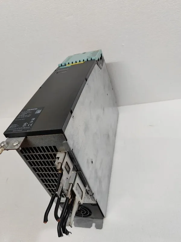 Частотный преобразователь SIEMENS SINAMICS 6SL3130-1TE22-0AA0 33A, 20KW, DS 600V