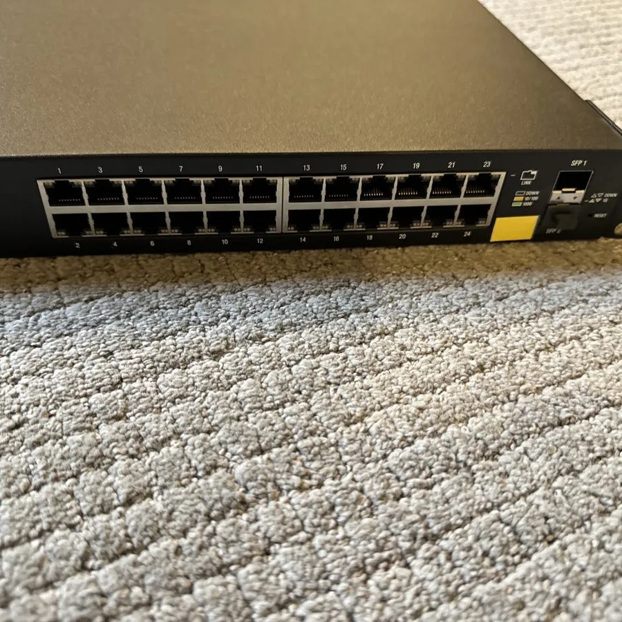 Коммутатор Ubiquiti EdgeSwitch 24 Lite 24-Port Gigabit Rackmount Switch ES-24-Li