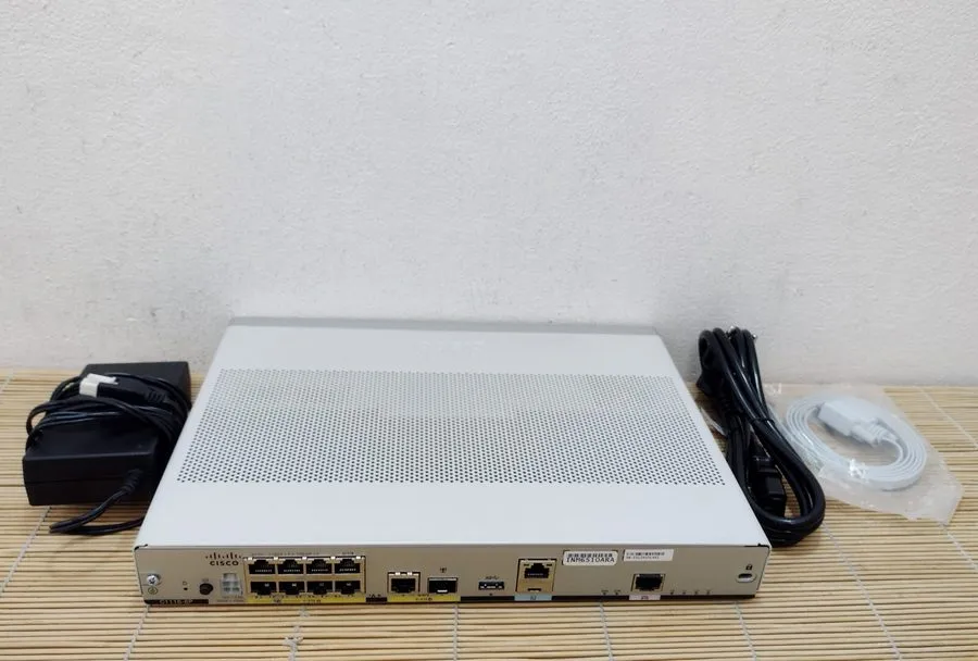 Маршрутизатор Cisco C1118-8P Router 8 Gigabit PoE+ Ports G.SHDSL Enterprise
