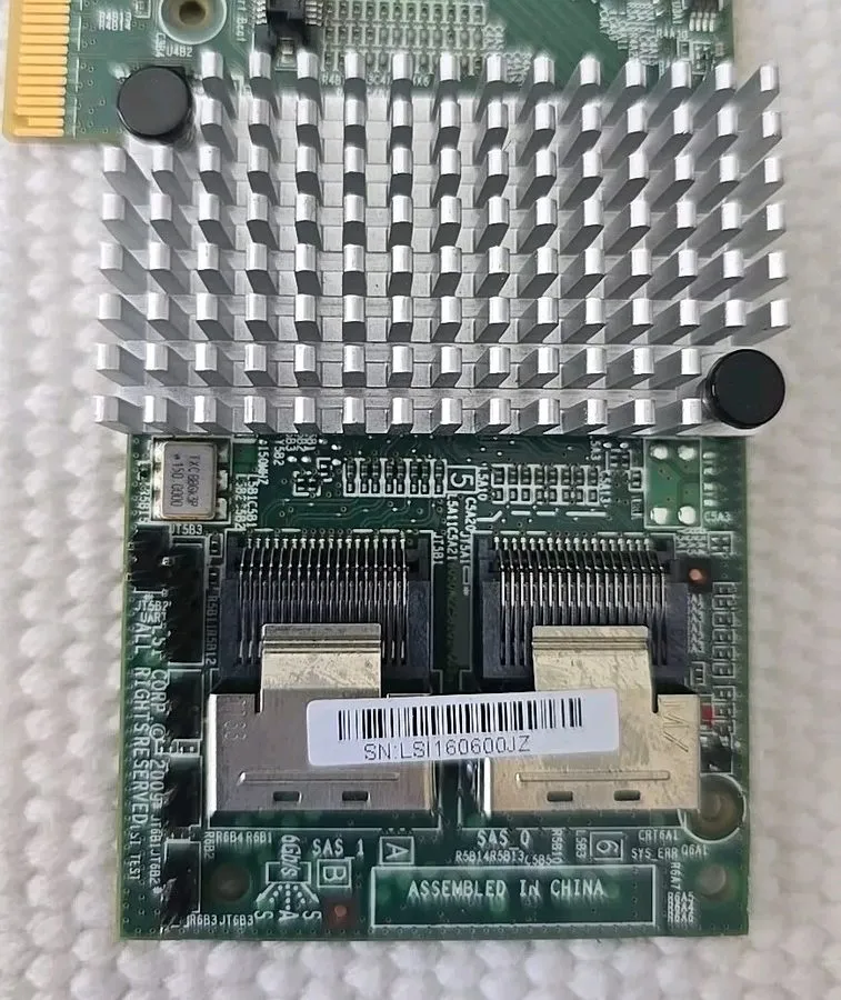 Контроллер LSI MegaRAID 9261-8i 8-port PCI-E 6Gb/s SATA/SAS RAID Controller Card