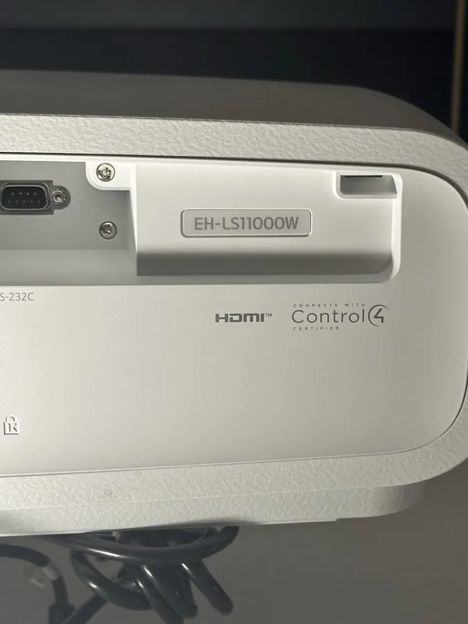 Проектор Epson Home Cinema LS11000 4K PRO-UHD Laser Projector White — фото лота 2