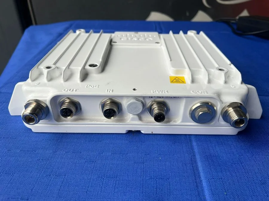 Точка доступа Wi-Fi CISCO IW3702-2E Industrial Wireless Access Point