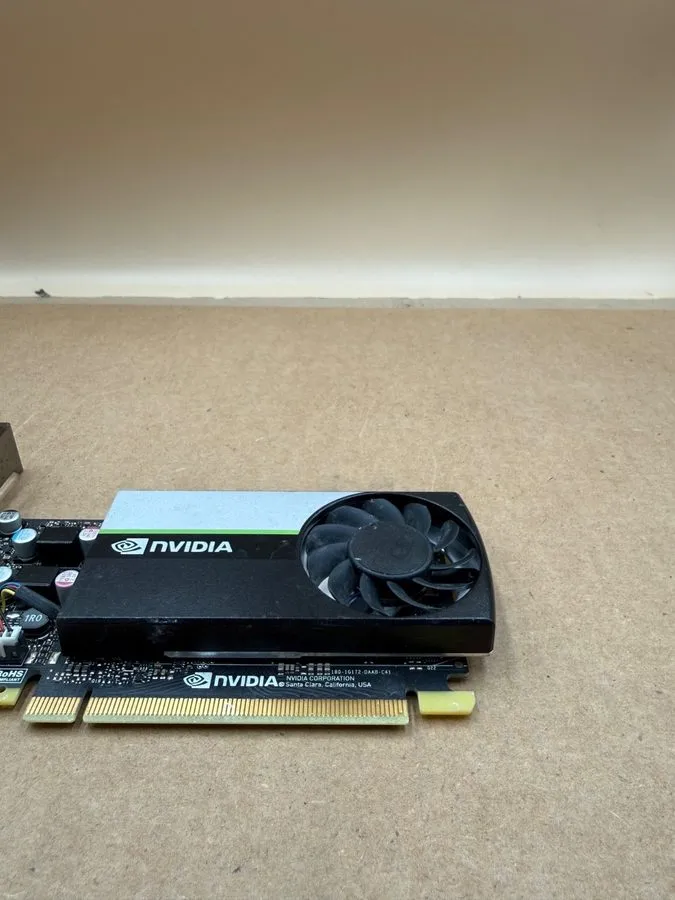 Оборудование видеонаблюдения Dell NVIDIA T1000 4GB GDDR6 4x Mini DisplayPort PCI — фото лота 1
