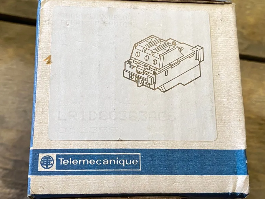 Реле защиты Telemecanique LR1D80363A65 Thermal Relay 63–80A Motor Protection Rel — фото лота 1