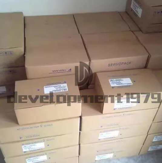 Серводвигатель YASKAWA SGMGV-1EADC61 SERVO MOTOR