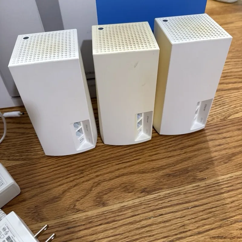Коммутатор Linksys Velop AC1300 Dual-Band Whole Home Mesh Wi-Fi System 3-Pack WH