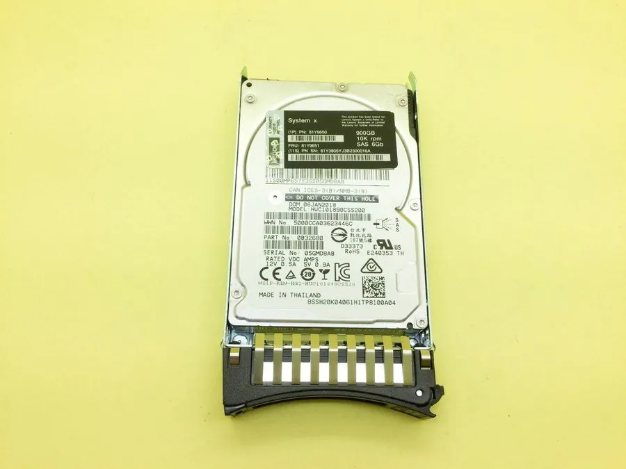 Жёсткий диск Lenovo 81Y9650 81Y3805 81Y9651 900GB 2.5"10K RPM 6G SAS SFF Hard Dr