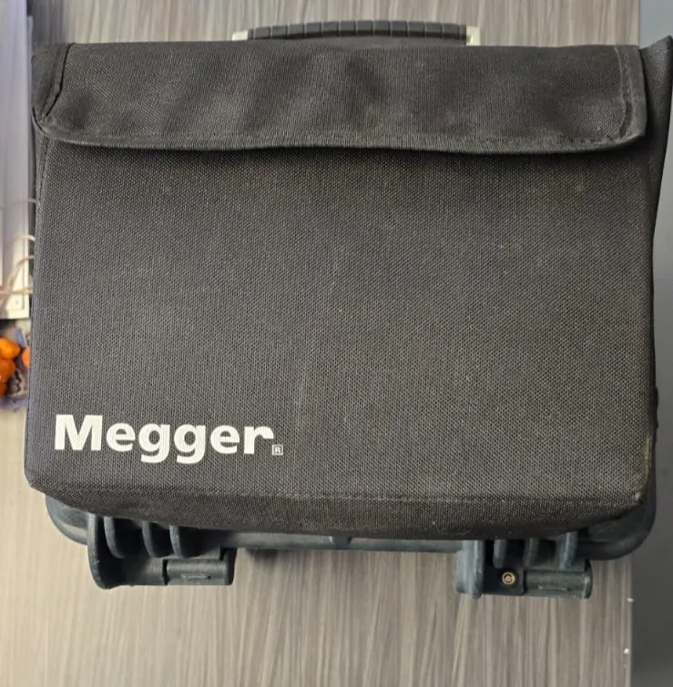 Тестер Megger MIT525 Insulation Resistance Tester Megger