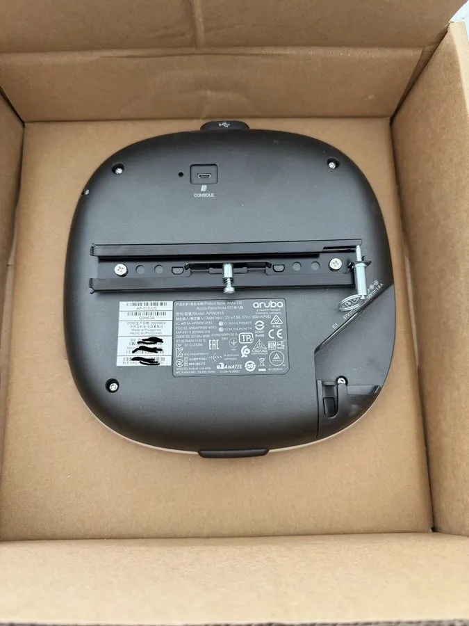 Точка доступа Wi-Fi Aruba APIN0515 802.11ax Unified Access Point Q9H63A