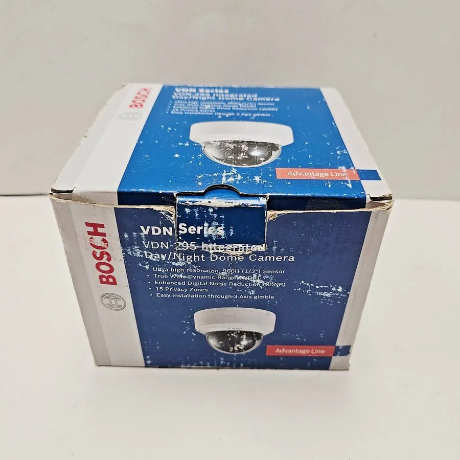 Камера Bosch VDN-295-20 Integrated Day/Night Dome Camera