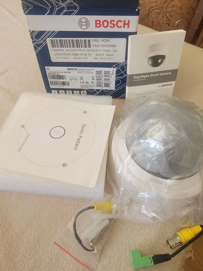 Камера Bosch VDN-295-20 Integrated Day/Night Dome Camera — фото лота 1