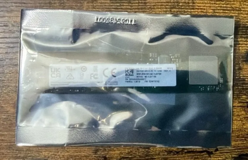 SSD-накопитель Samsung PM983a MZ-1LB1T9B SSD M.2 22110 NVMe PCIe 3.0x4 1.88TB