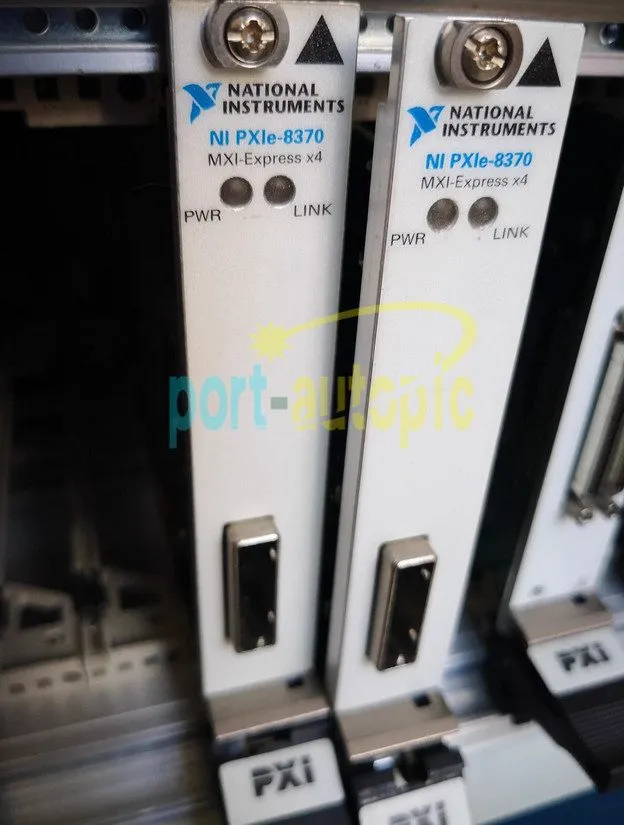 Модуль National Instruments NI PXIe-8370 779720-01 Module