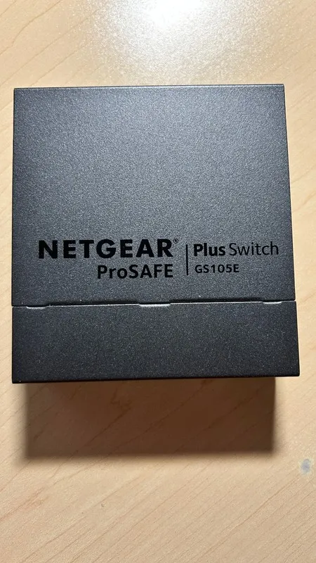 Коммутатор NETGEAR GS105E 5-Port Gigabit Smart Managed Plus Ethernet Switch