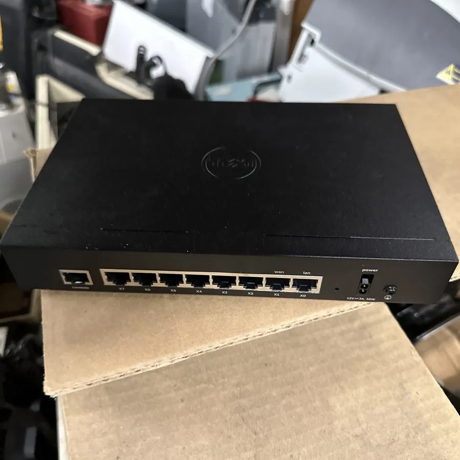 Межсетевой экран Dell SonicWall TZ500 APL29-0B6 RJ-45 Firewall Device Incl PoE I