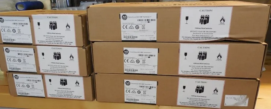 Панель оператора 2025 ALLEN BRADLEY 2711R-T7T /B PANELVIEW 800 HMI TERMINAL 7"