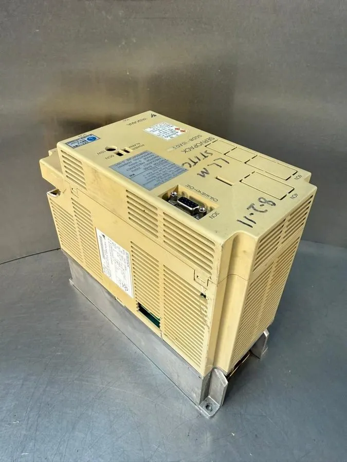 Сервопривод YASKAWA SGDB-10ADG servopack 0.85kw 1.14hp