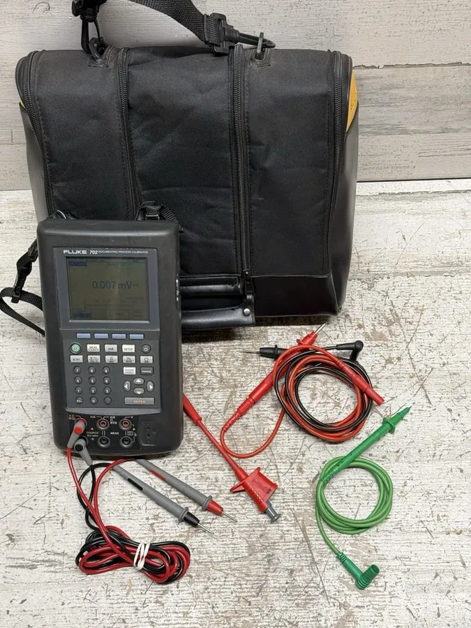 Калибратор Fluke 702 Documenting Process Calibrator W — фото лота 1