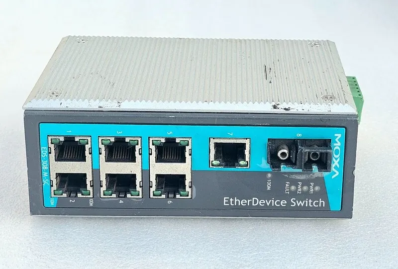 IIoT-устройство Moxa EDS-308-M-SC Ethernet Switch EDS308 — фото лота 2