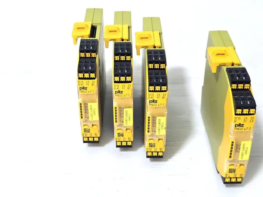 Реле безопасности PILZ 750167 Safety Relay PNOZ s7.1 24VDC 3 n/o
