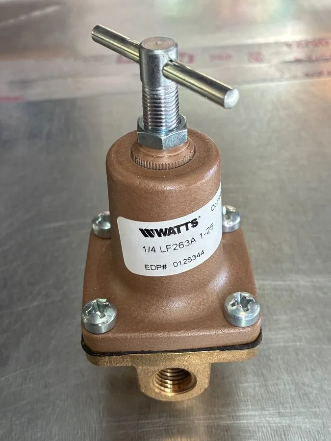 Трубопроводная арматура WATTS 1/4 LF263A-1-25 3-Way Small Water Pressure Regulat — фото лота 2