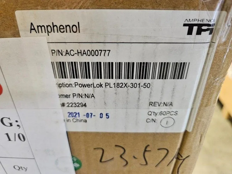 Разъём Amphenol PL182X-301-50 PowerLok 2 Pole Connector — фото лота 1