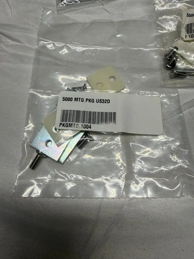 Оборудование видеонаблюдения Von Duprin PKGMTG.1004 5000 Mounting Package US32D  — фото лота 1